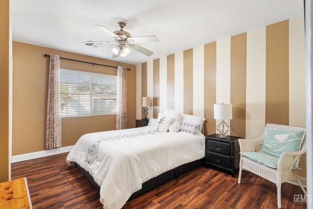 200 El Tovar Court, Bakersfield, CA 93309