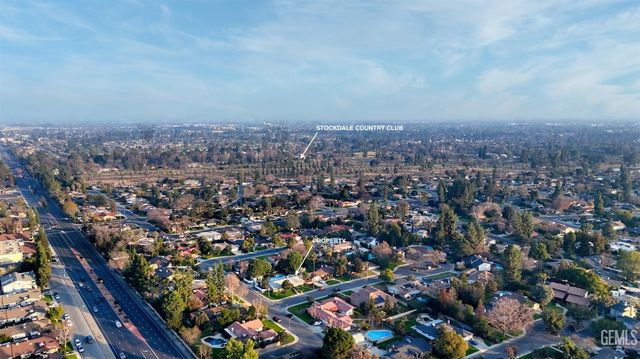 200 El Tovar Court, Bakersfield, CA 93309