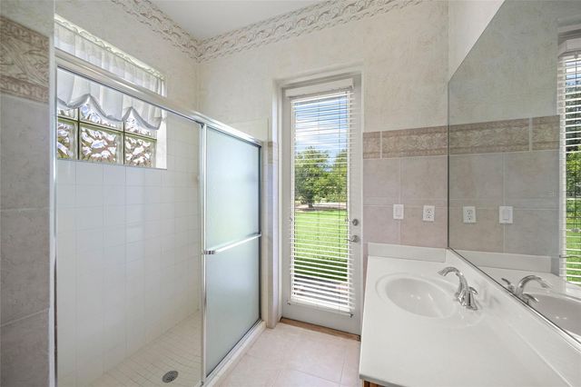 9043 MISTY CREEK DRIVE, Sarasota, FL 34241
