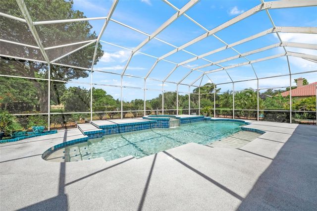 9043 MISTY CREEK DRIVE, Sarasota, FL 34241