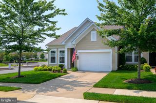 112 LONG POINT DR, Fredericksburg, VA 22406