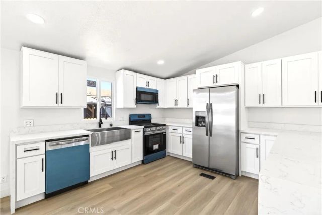 80 E Dawes 126, Perris, CA 92571