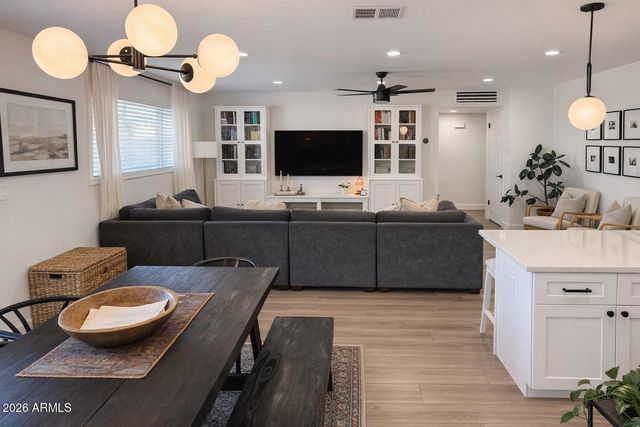 271 N APACHE Drive, Chandler, AZ 85224