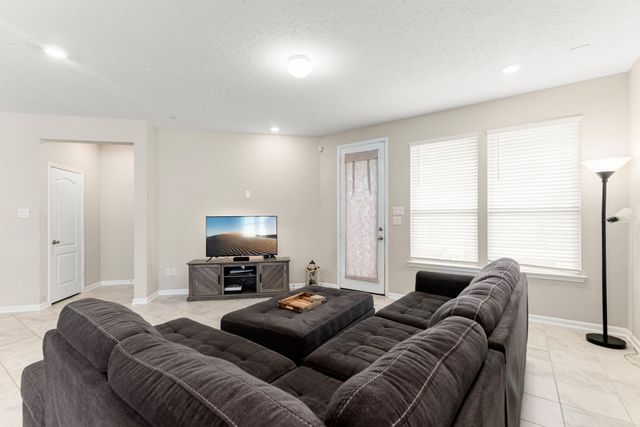 6015 Osprey Drive, Rosenberg, TX 77469