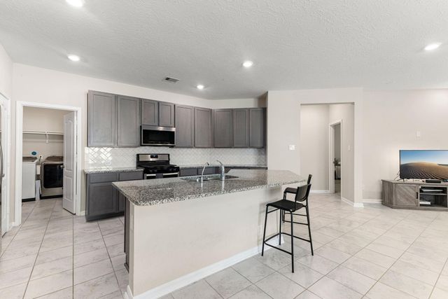 6015 Osprey Drive, Rosenberg, TX 77469