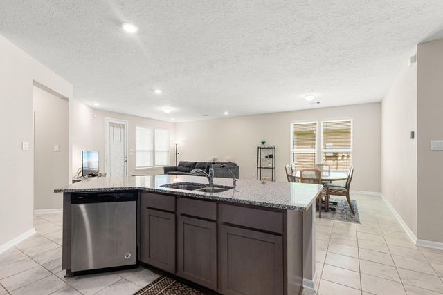 6015 Osprey Drive, Rosenberg, TX 77469