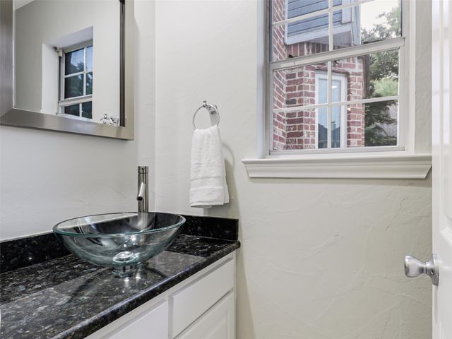 2141 Ironside Drive, Plano, TX 75075
