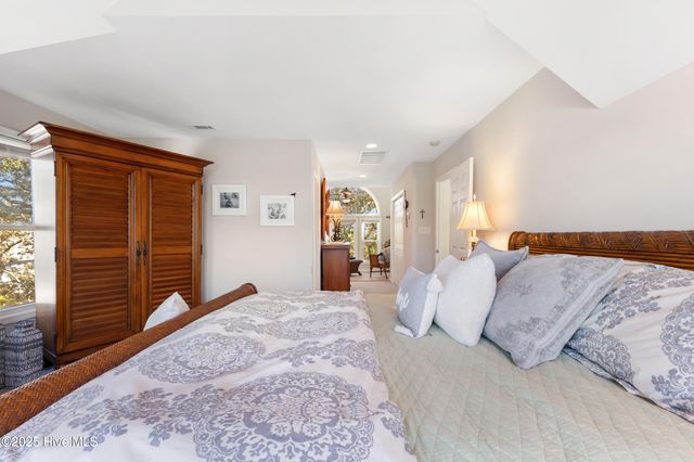 460 N Anderson Boulevard, Holly Ridge, NC 28445