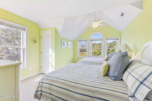 460 N Anderson Boulevard, Holly Ridge, NC 28445