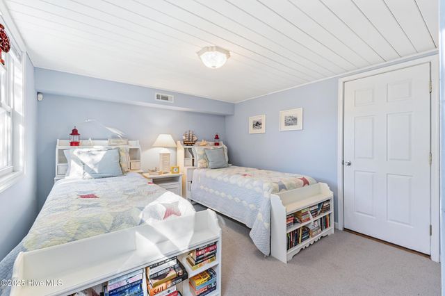 460 N Anderson Boulevard, Holly Ridge, NC 28445