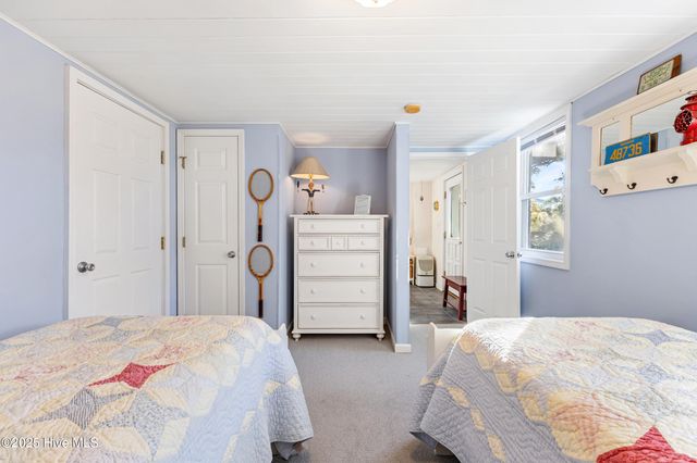 460 N Anderson Boulevard, Holly Ridge, NC 28445