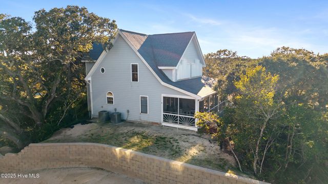 460 N Anderson Boulevard, Holly Ridge, NC 28445