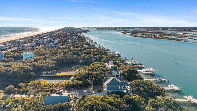 460 N Anderson Boulevard, Holly Ridge, NC 28445