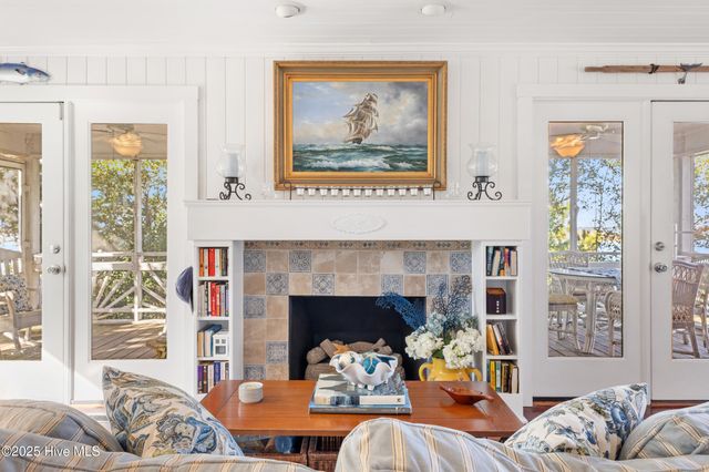 460 N Anderson Boulevard, Holly Ridge, NC 28445