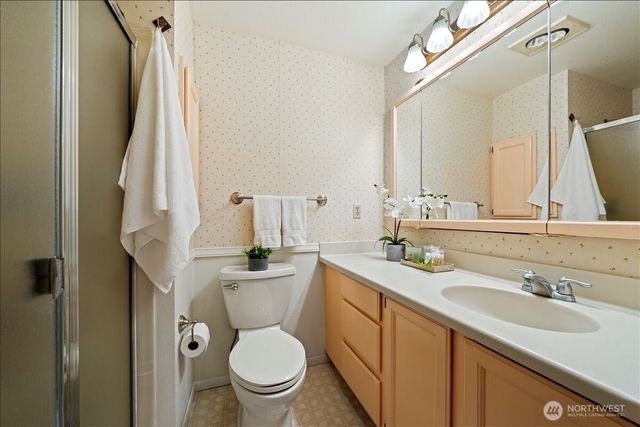 24848 13th Avenue S, Des Moines, WA 98198