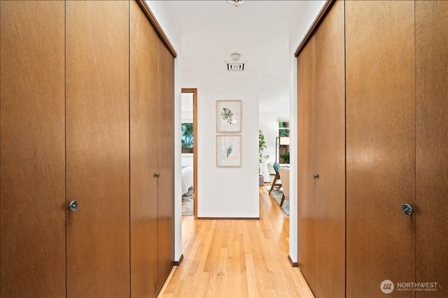 24848 13th Avenue S, Des Moines, WA 98198