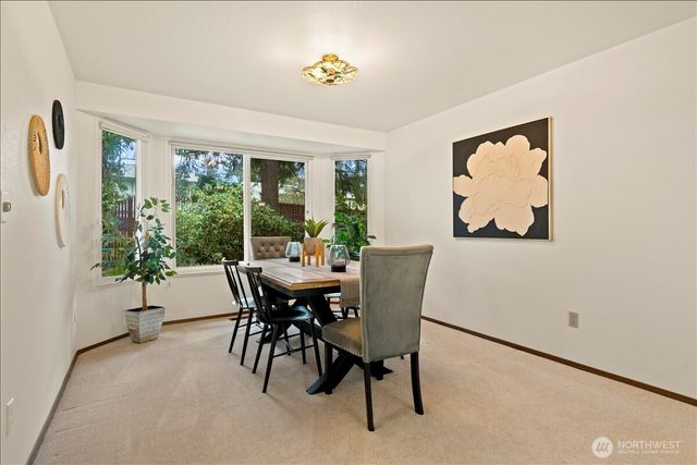 24848 13th Avenue S, Des Moines, WA 98198