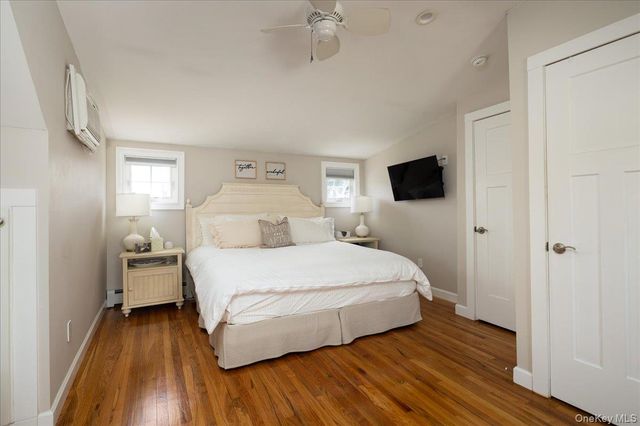 130 N Kings Avenue, Massapequa, NY 11758