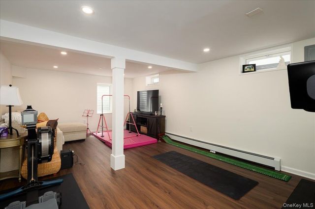 130 N Kings Avenue, Massapequa, NY 11758