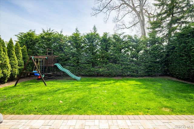 130 N Kings Avenue, Massapequa, NY 11758