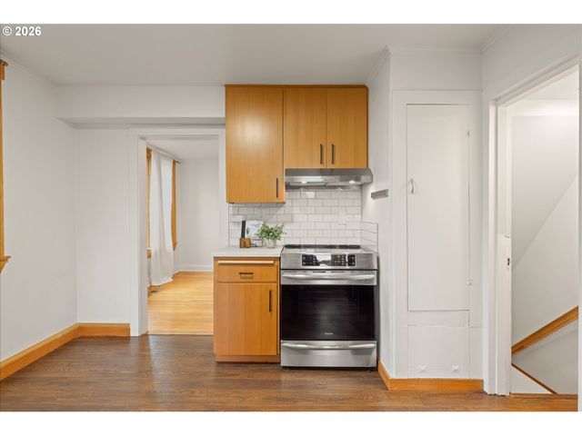 2055 N ALBERTA St, Portland, OR 97217