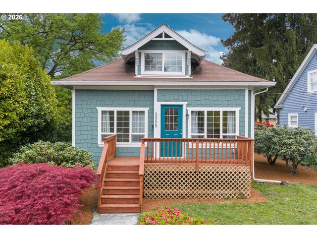 2055 N ALBERTA St, Portland, OR 97217