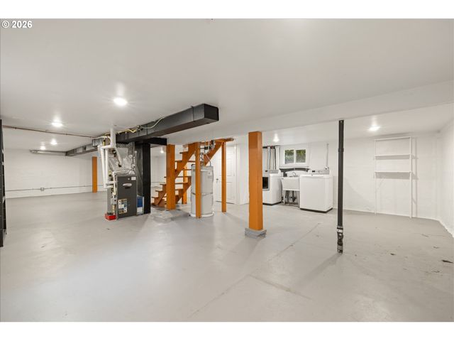 2055 N ALBERTA St, Portland, OR 97217