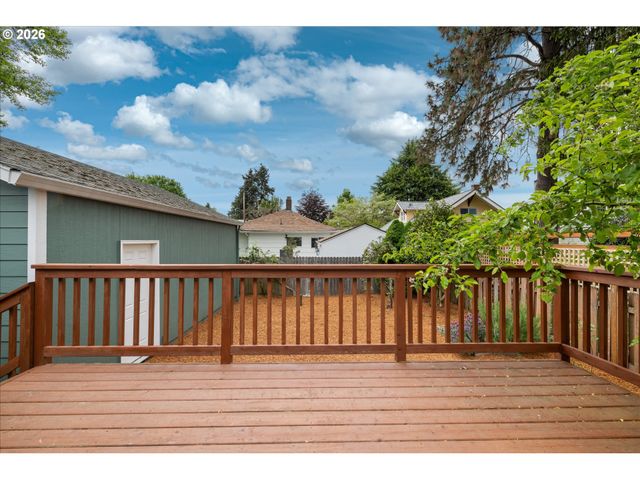 2055 N ALBERTA St, Portland, OR 97217