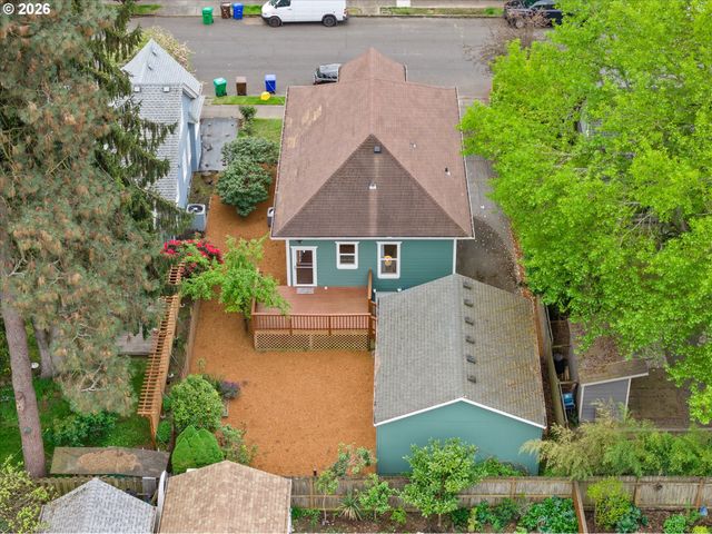 2055 N ALBERTA St, Portland, OR 97217