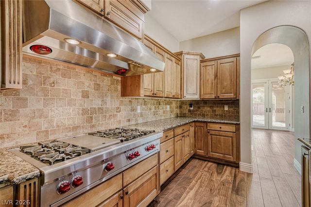 8490 Via De Bellasidra Court, Las Vegas, NV 89123