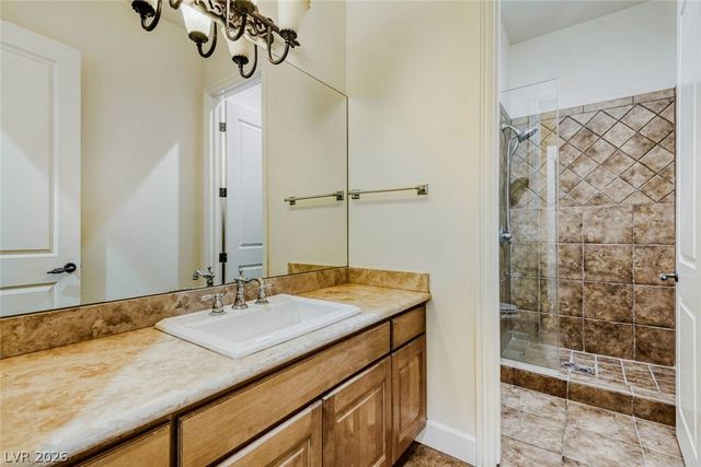 8490 Via De Bellasidra Court, Las Vegas, NV 89123