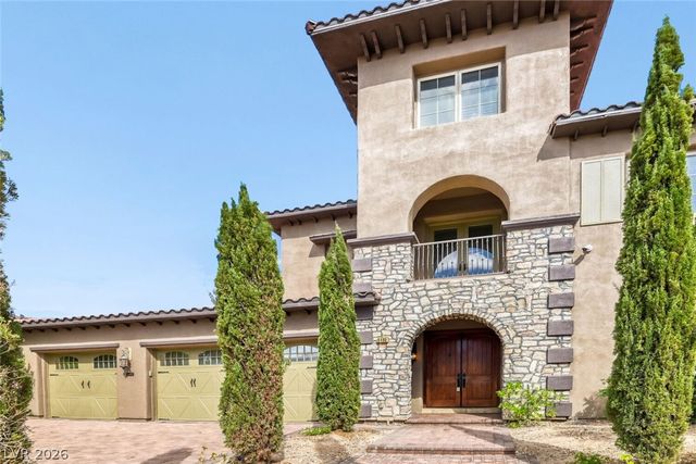8490 Via De Bellasidra Court, Las Vegas, NV 89123