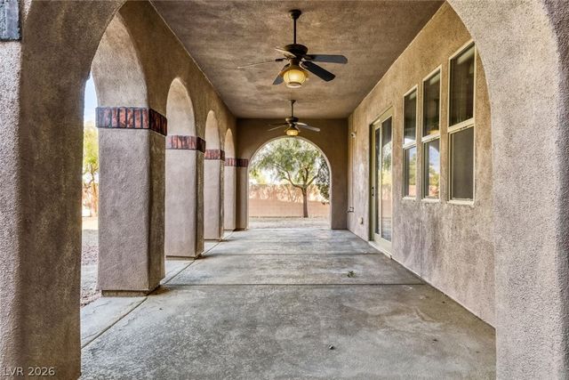 8490 Via De Bellasidra Court, Las Vegas, NV 89123