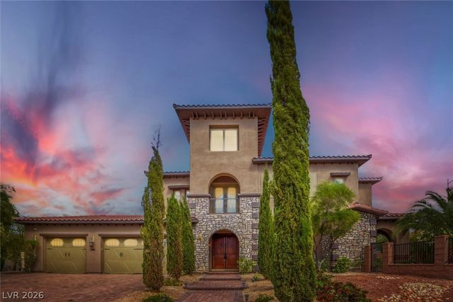 8490 Via De Bellasidra Court, Las Vegas, NV 89123