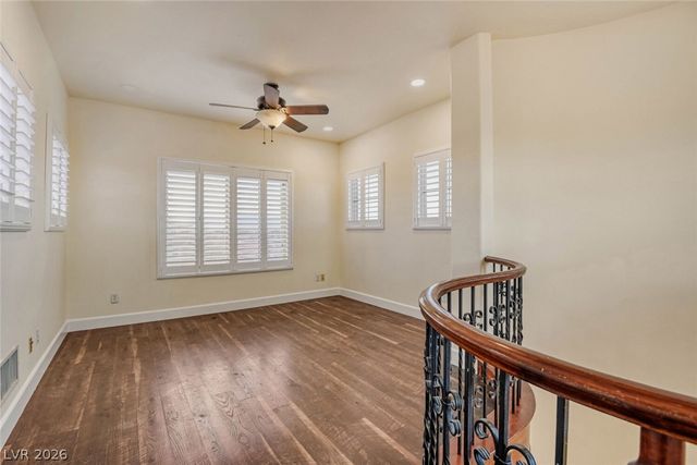 8490 Via De Bellasidra Court, Las Vegas, NV 89123