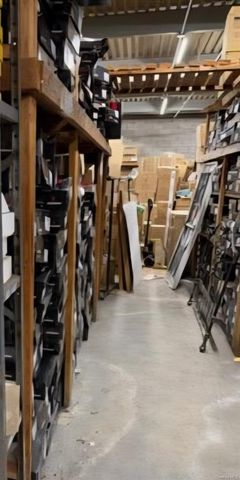 16 McCarthy Road, Island Park, NY 11558