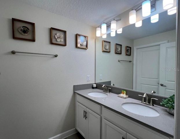 420 OCEAN COURSE AVENUE, Davenport, FL 33896