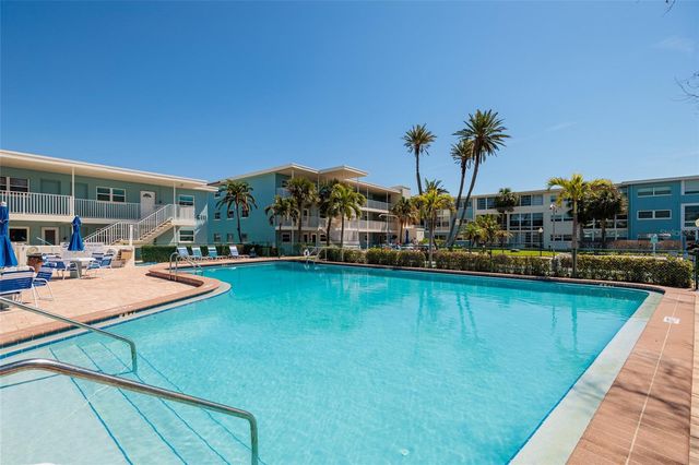 6000 2ND STREET E 6, St Pete Beach, FL 33706