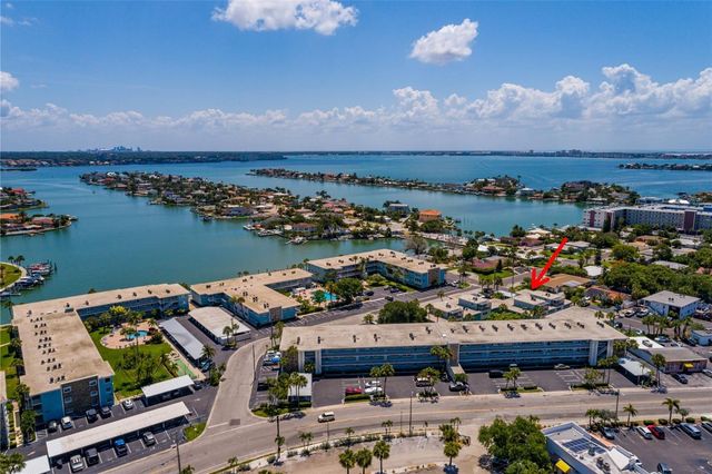 6000 2ND STREET E 6, St Pete Beach, FL 33706
