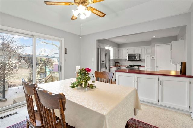 522 Hargis Lane, Belton, MO 64012