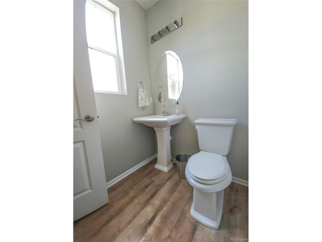 1637 Stoll Dr, Windsor, CO 80550