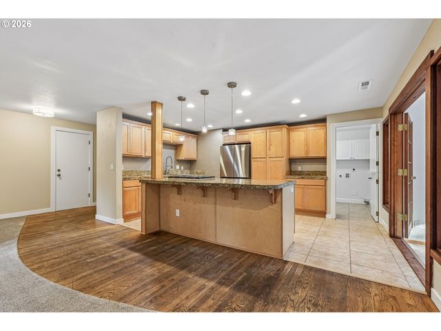 18892 INDIAN SPRINGS Rd, Lake Oswego, OR 97035