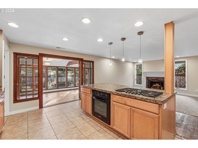 18892 INDIAN SPRINGS Rd, Lake Oswego, OR 97035