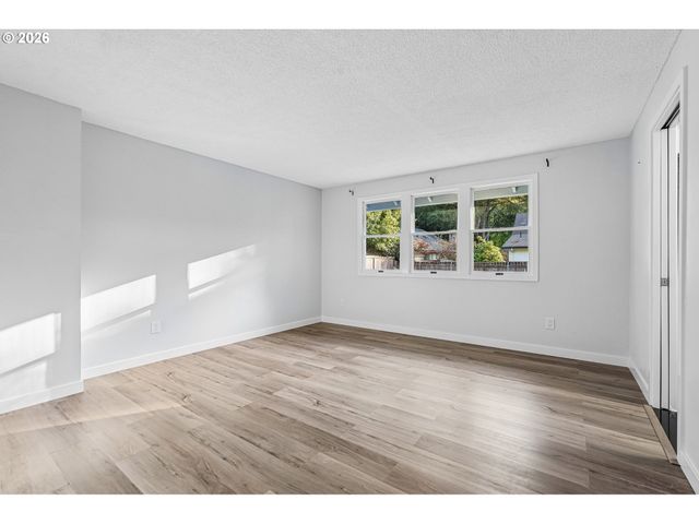 18892 INDIAN SPRINGS Rd, Lake Oswego, OR 97035