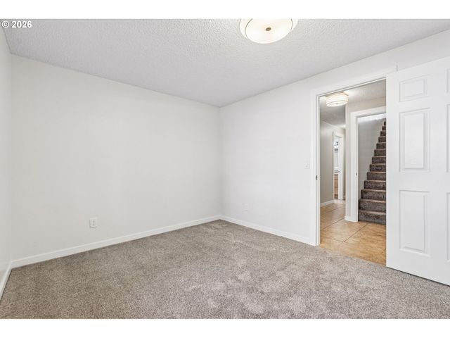 18892 INDIAN SPRINGS Rd, Lake Oswego, OR 97035