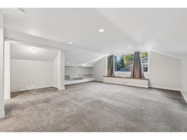 18892 INDIAN SPRINGS Rd, Lake Oswego, OR 97035