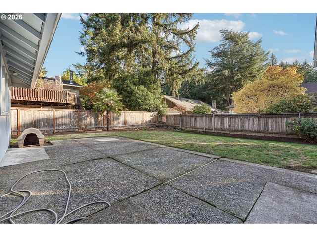 18892 INDIAN SPRINGS Rd, Lake Oswego, OR 97035