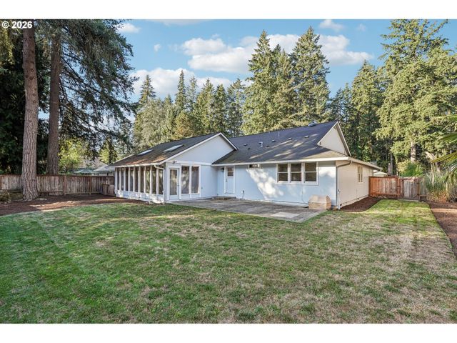 18892 INDIAN SPRINGS Rd, Lake Oswego, OR 97035