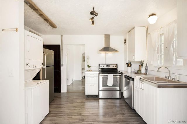 6800 Monaco Street, Commerce City, CO 80022