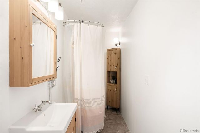 6800 Monaco Street, Commerce City, CO 80022